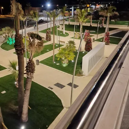 Apartment 1°linea Playa Estepona
